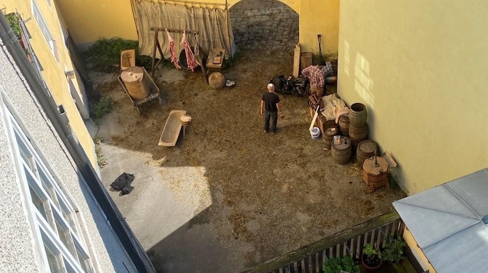 Gedreht wurde auch in diesem Innenhof