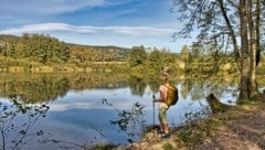 Die Region um den Stubenbergsee lässt sich bei dieser Tour herrlich erkunden. (Bild: Weges)