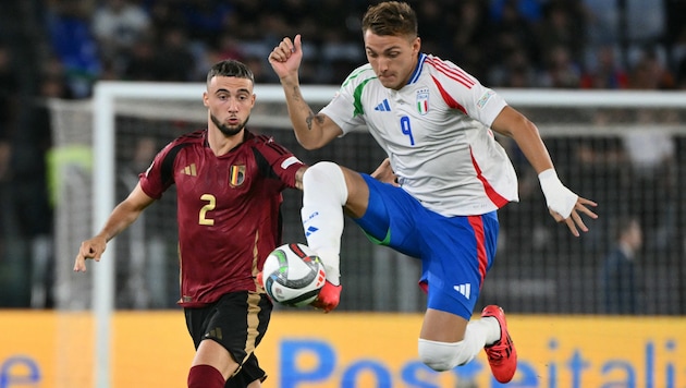 The first leg between Italy and Belgium ended in a 2-2 draw - how will it end this time? (Bild: AFP/APA/Alberto PIZZOLI)