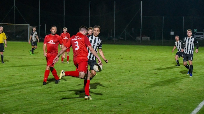 Mausser gegen Müller – ein heißes Duell in Thal bei Graz.