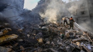 Israel flog massive Luftangriffe auf Beirut.