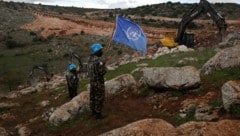 UN blue helmets (archive photo) (Bild: ASSOCIATED PRESS)