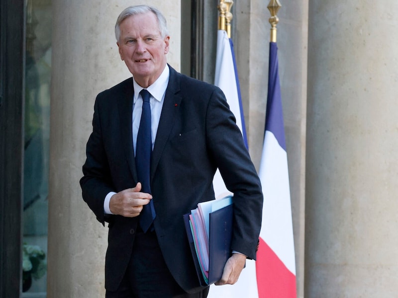 "The government governs, the president presides", said Barnier immediately after taking office. (Bild: APA Pool/AFP/Ludovic MARIN)