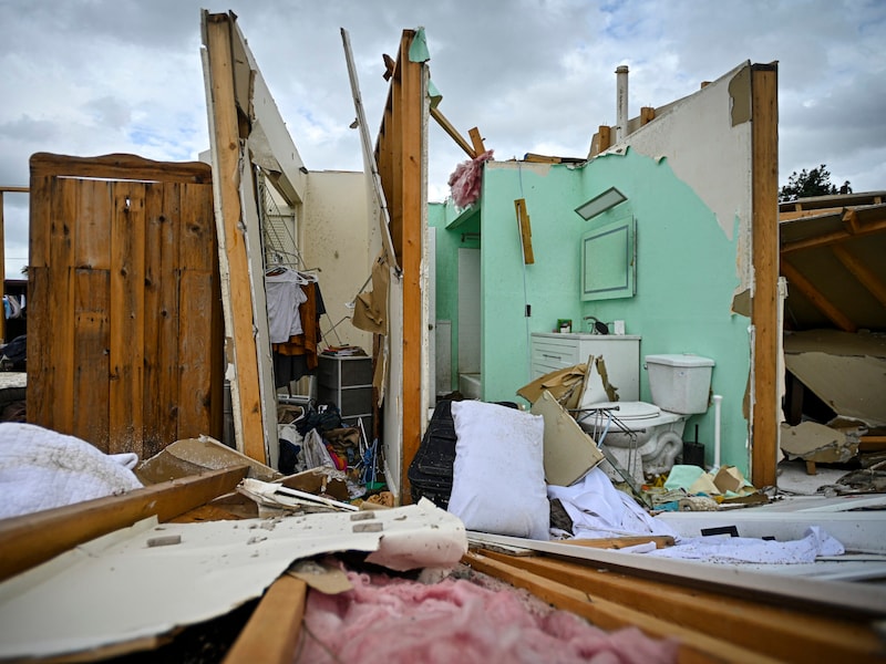 Überreste eines Hauses in Port St. Lucie, Florida (Bild: APA Pool/Miguel J. Rodriguez Carrillo / AFP)