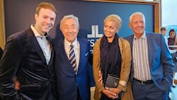Auch Formel-1-Legende Walter Wolf gratulierte den Riedls zumJubiläums von Jacques Lemans.