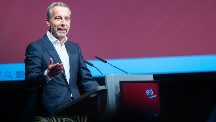 Seit Wochen wird über eine Rückkehr des roten Altkanzlers spekuliert. Eine neue Umfrage zeigt: ...