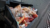 Zu viel Brot und andere Lebensmittel landen im Müll.