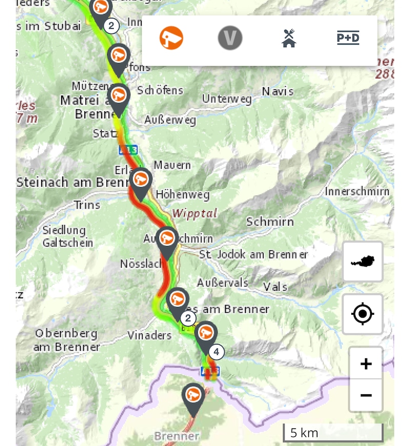 Here you can see the traffic jam (red). (Bild: Screenshot Asfinag)