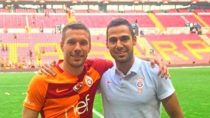 Lukas Podolski ist einer der besten Freunde von Tanrıvermiş.
