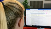 Viele Lehrpersonen fordern die Kontaktaufnahme über E-Mail sogar ein