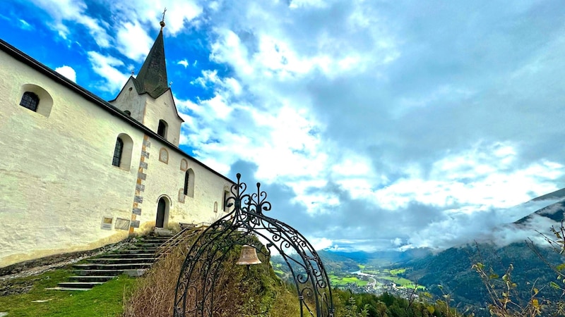 In der Filialkirche St. Georg, die 1127 n. Chr. errichtet wurde, wird gerne geheiratet. (Bild: Evelyn Hronek)