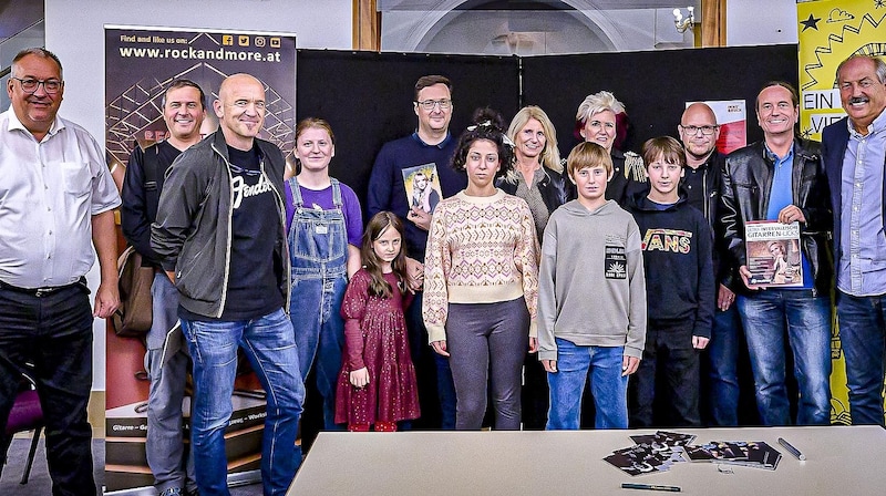 Bei einem kostenlosen Workshop hatten an die 90 Musik- und Gitarrenfans die Gelegenheit, Jennifer kennenzulernen. (Bild: Wolfgang Alberty)