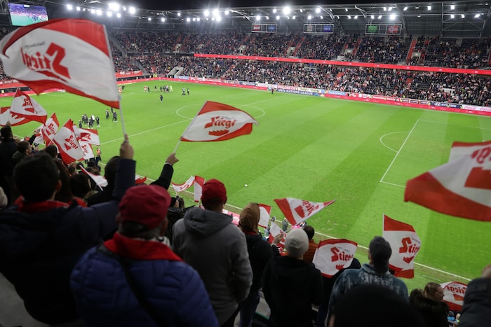 A sell-out crowd in Linz