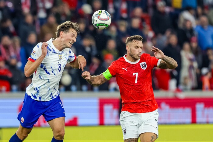 Sander Berge (left) was really angry.