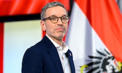 FPÖ-Chef Herbert Kickl will den Zugang zur Staatsbürgerschaft über das Asylwesen de facto ganz ...
