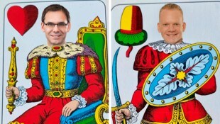 „König“ Markus Wallner und „Ober“ Christof Bitschi.  (Bild: Krone KREATIV/ÖVP, FPÖ, Wiener Spielekartenfabrik Ferd. Piatnik)