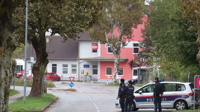 October 4: The serial offender also paralyzed the train station in Eisenstadt (Bild: Judt Reinhard)