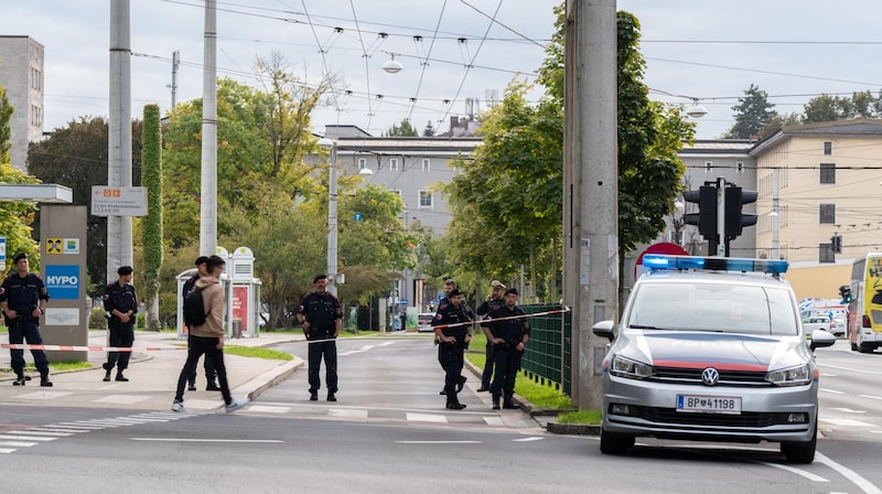 October 1: Swiss "bomb brain" threatens Linz main station. (Bild: Martin Scharinger)