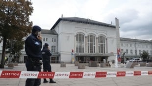 2. Oktober: Bombendrohung gegen den Salzburger Hauptbahnhof. (Bild: Tschepp Markus)