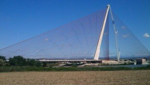 Von dieser Brücke, der Puente de Castilla-La Mancha, stürzte der Brite in den Tod. (Bild: Wikipedia/Nyeke (CC BY-SA 4.0))