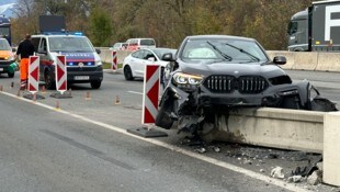 Der Wagen wurde erheblich beschädigt. (Bild: zoom.tirol)