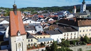 Im Büro des Vereins „Mühlviertler Kernland“ in Freistadt dürfte über mehrere Jahre mit Rechnungen getrickst worden sein. (Bild: Wolfgang Spitzbart .)