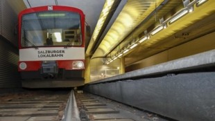 Für die Verlängerung der Lokalbahn bis Hallein fehlen ab dem Mirabellplatz die Finanzierungsvereinbarungen. (Bild: Tschepp Markus)