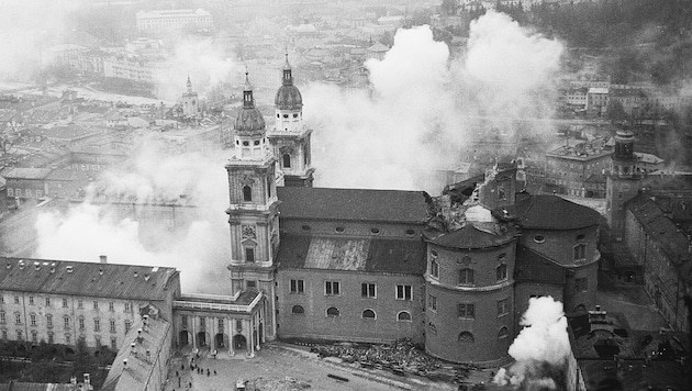 Salzburg Cathedral was hit and badly damaged in the air raid (Bild: Stadt:Salzburg)