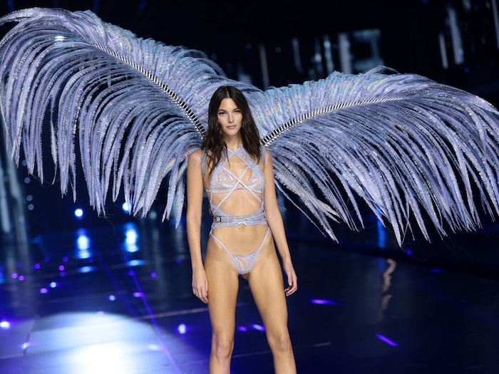 Das italienische Model Vittoria Ceretti ist die aktuelle Freundin von Leonardo DiCaprio.