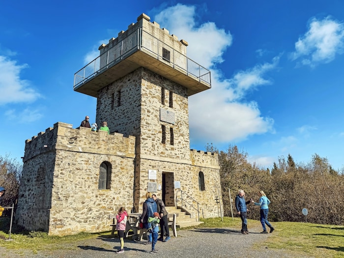 Der Aussichtsturm auf dem Geschriebenstein.