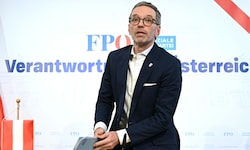 Herbert Kickl steht aktuell ziemlich alleine da.