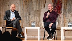 Meinhard Lukas (li.) und Franz Welser-Möst bei der Diskussion im Linzer Brucknerhaus (Bild: Wenzel Markus/Markus Wenzel)