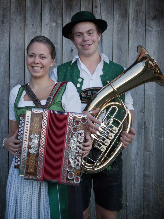 Das jährliche Gstanzl Singa veranstaltet die Marktgemeinde Pettenbach in der ...