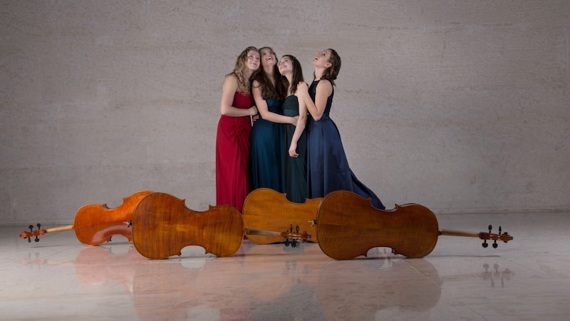 In der Musikschule Waldhausen im Strudengau wird aufgespielt. Das Wiener Celloquartett Die Kolophonistinnen unterhält mit seinem Programm „Let’s dance“. Von Tanzmusik bis zu außergewöhnlicher Originalliteratur ist alles dabei. Kosten: 30 Euro Datum: Samstag, 19. 10., um 19.30 Uhr (Bild: zVg)