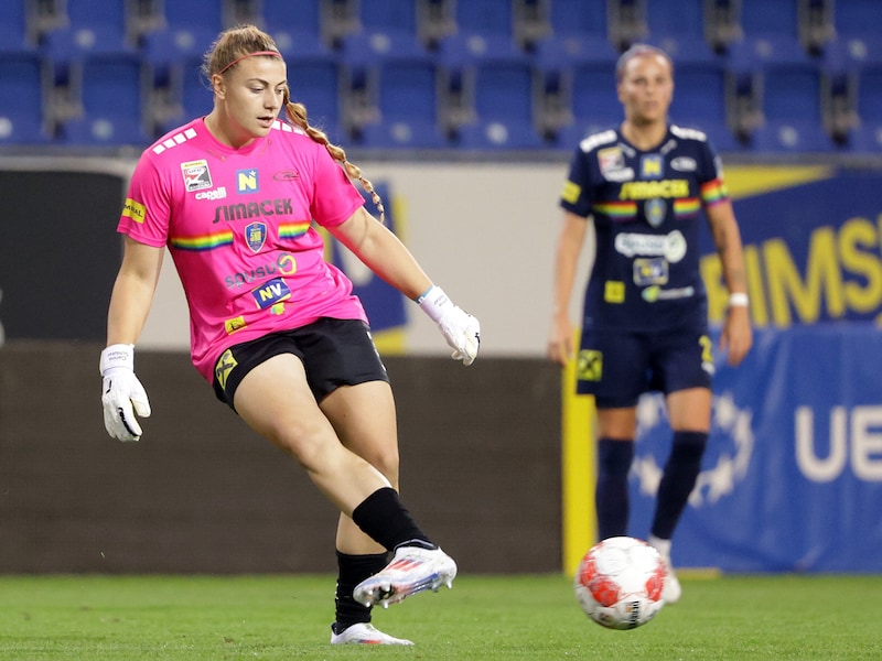 Goalkeeper Schlüter is questionable for the second clash in the group stage. (Bild: GEPA pictures)