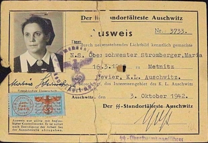 Schwester Marias Ausweis des Konzentrationslagers.