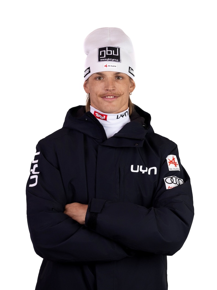 Der Dornbirner Julius Forer freut sich auf die neue Freeski-Saison.