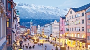 Christkindlmarkt in der Maria-Theresien-Straße (Bild: © Innsbruck Tourismus / Christof Lackner)