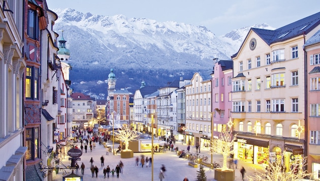 Christkindlmarkt in der Maria-Theresien-Straße (Bild: © Innsbruck Tourismus / Christof Lackner)