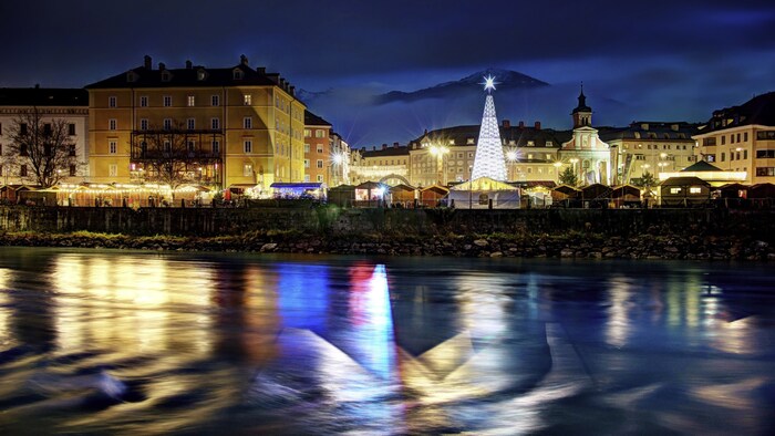Christkindlmarkt am Marktplatz