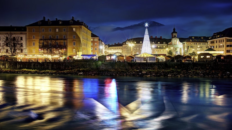 Christmas market on the market square (Bild: © Innsbruck Tourismus / Danijel Jovanovic)