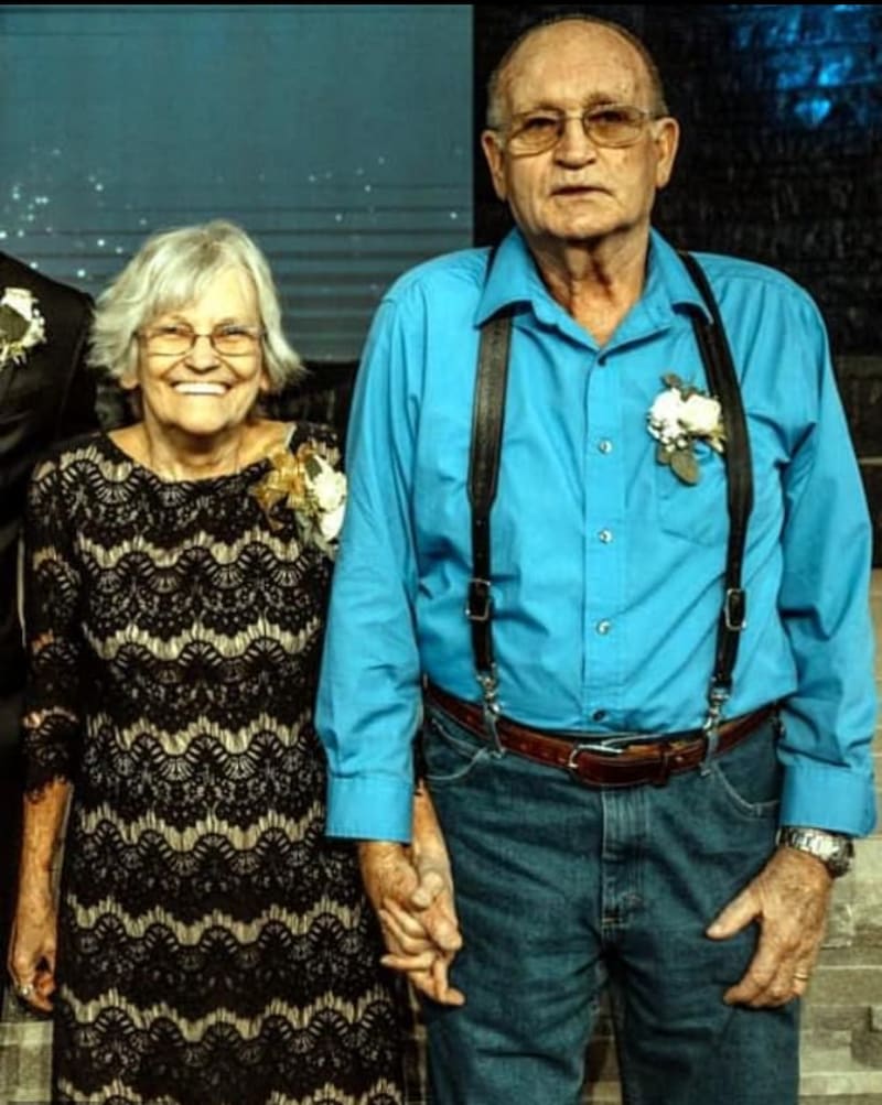 Robert with wife Dianne (Bild: Dignity Memorial)