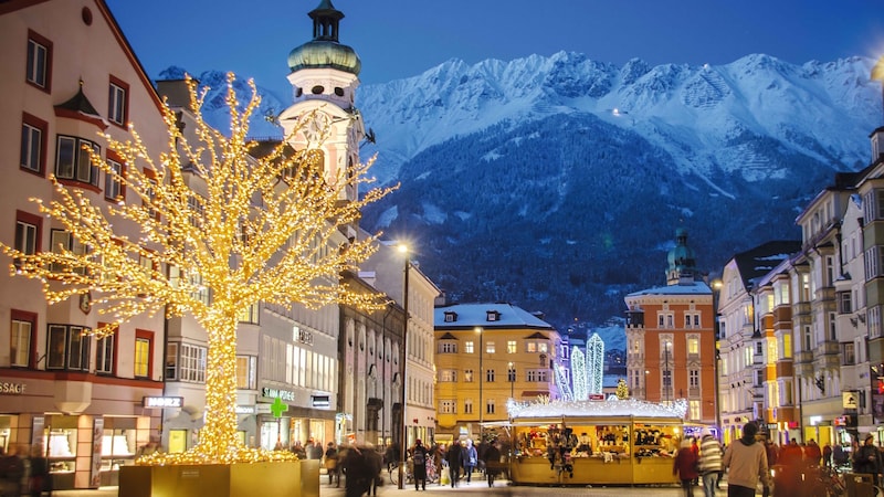 Christkindlmarkt Innsbruck Maria-Theresien-Straße (Bild: © Innsbruck Tourismus / Alexander Tolmo)