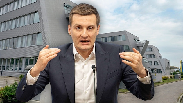 "No, no and no again", says SPÖ leader Sven Hergovich on the planned hospital closures in Lower Austria. (Bild: Krone KREATIV/Attila Molnar)