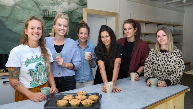 They add an individual touch: Kathrin, Margret, Irmi, Melanie, Barbara and Angi (Bild: Hölzl Roland)