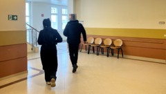 Die 27-Jährige mit ihrem neuen Freund im Wiener Landl.