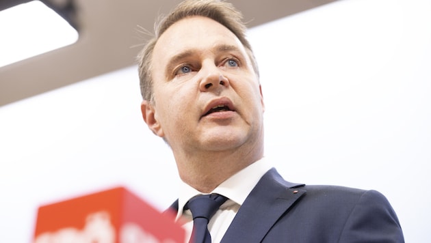 Andeas Babler (SPÖ) has not only rejected Herbert Kickl, but also the entire FPÖ. (Bild: APA/TOBIAS STEINMAURER)