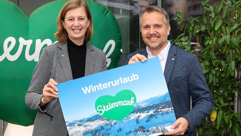 Provincial Councillor Eibinger-Miedl and Tourism Managing Director Feiertag presented the focal points of the coming winter season. (Bild: Jauschowetz Christian/Christian Jauschowetz)