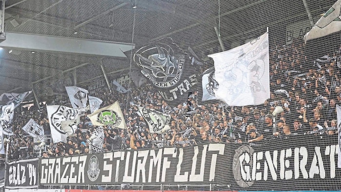 Der Norden der Merkur Arena gehört im Derby wie immer dem SK Sturm