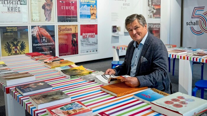 Erwin Klissenbauer in the midst of 50 years of the exhibition center.